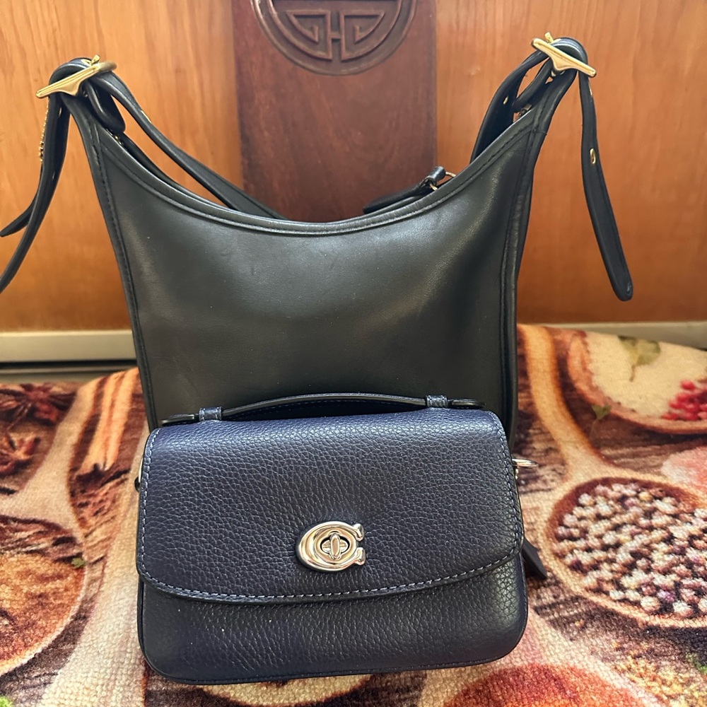 Coach Refined Pebble Leather Cassie Crossbody 17 in Navy with Silver hw - Picture 13 of 13
